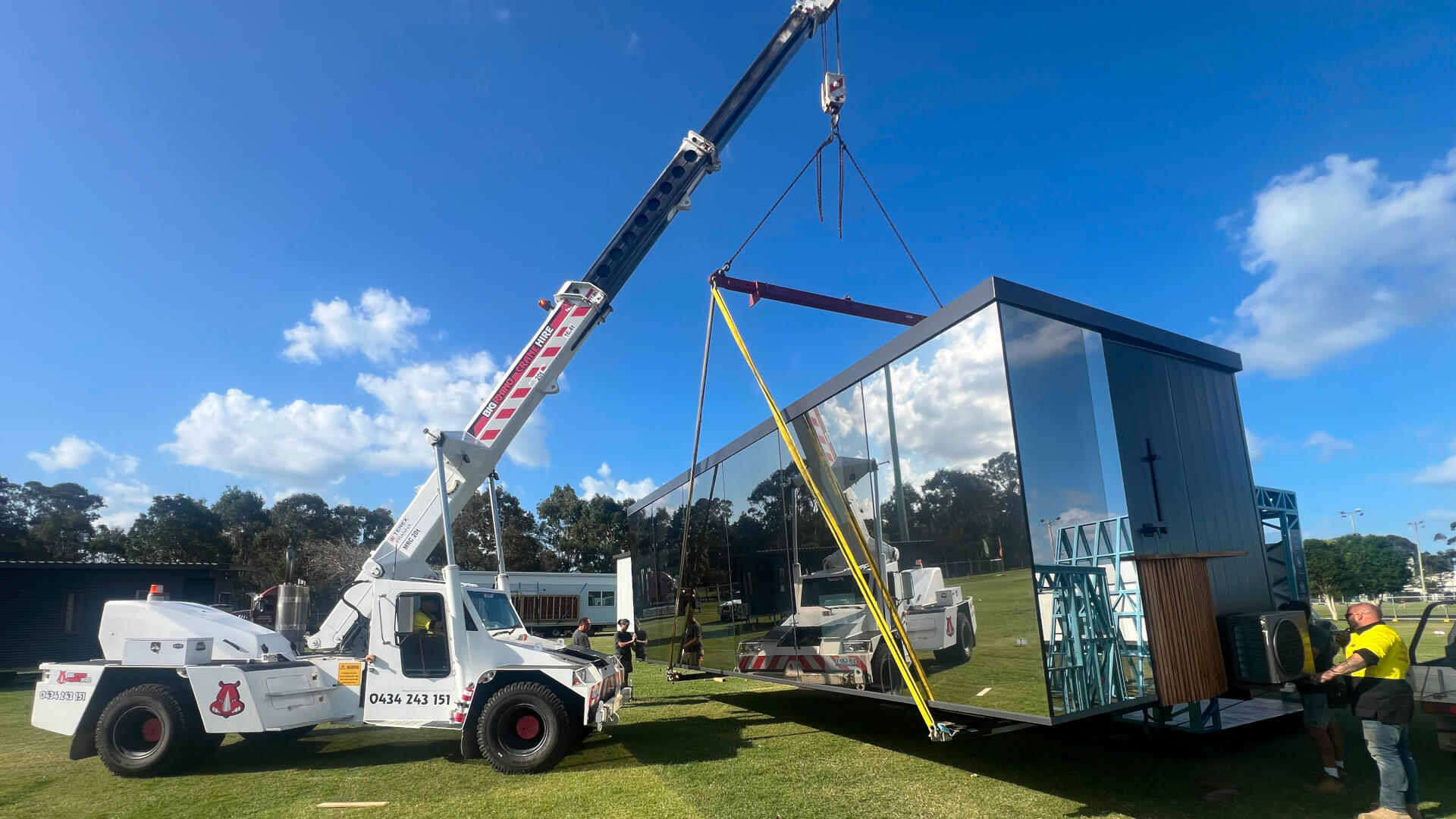 Mobile Crane Hire