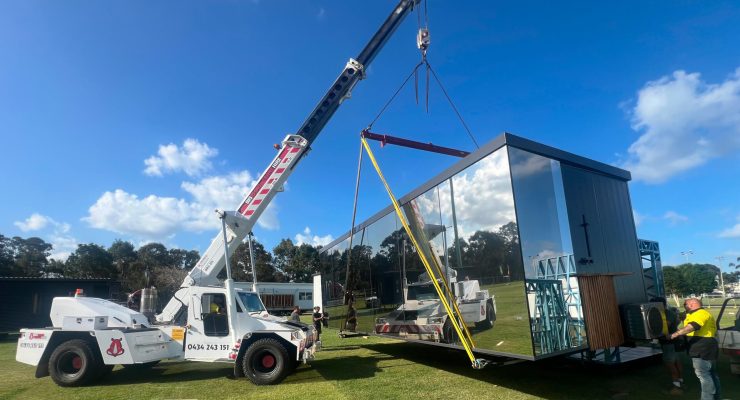 Mobile Crane Hire